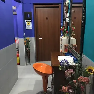 Volturno House Albergue